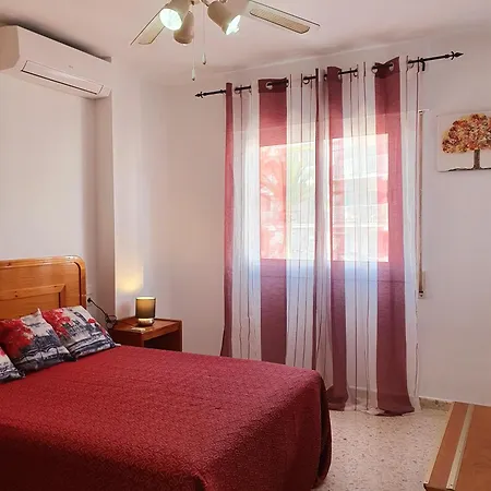 In Mit Terrasse Apartment Nerja